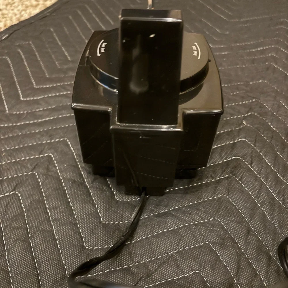 Cuisinart Black and Silver Food Processor - Picture 9 of 12